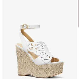 Michael Kors Felicity white wedges
